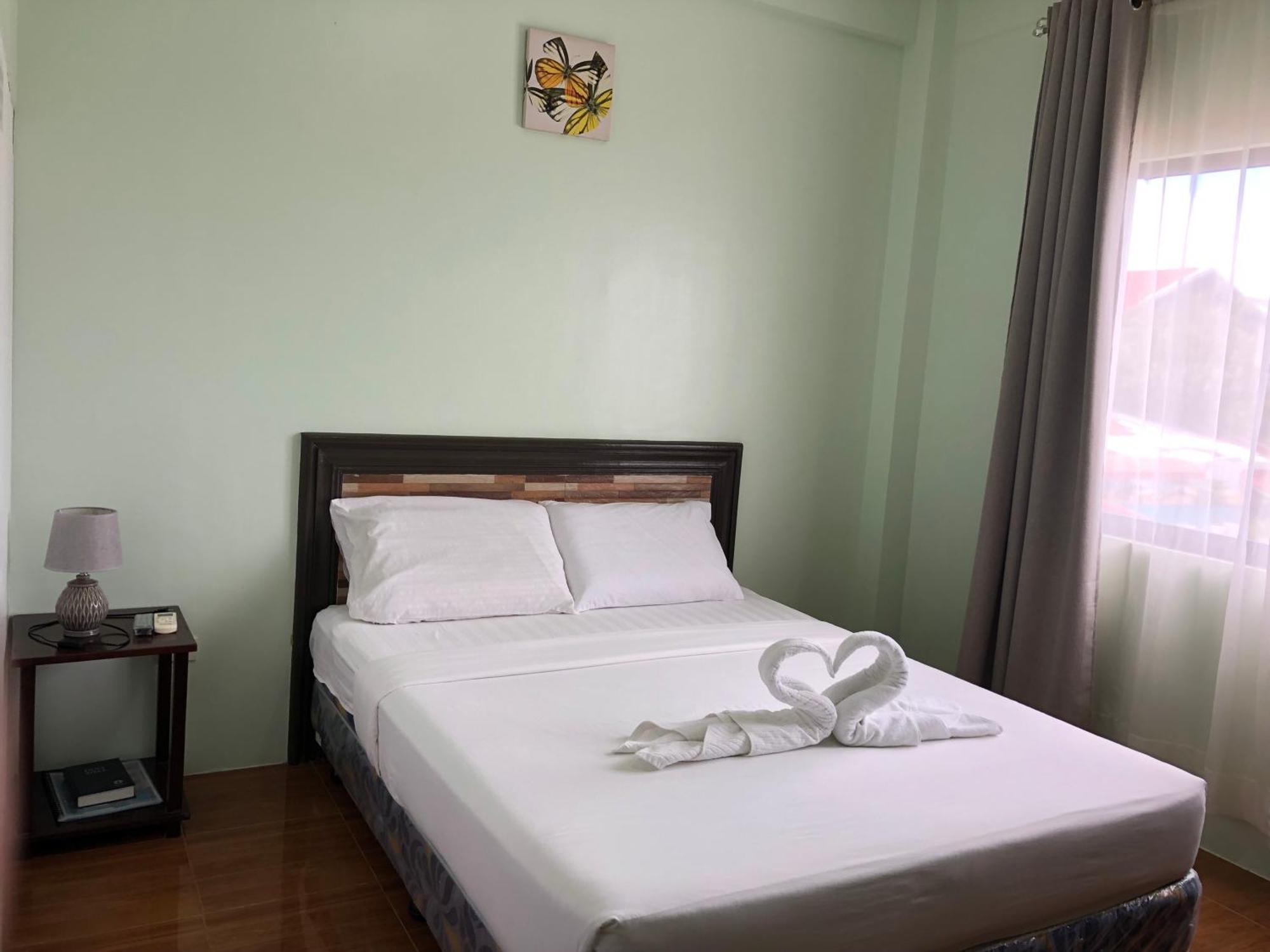 Adams View Hotel Moalboal Kültér fotó